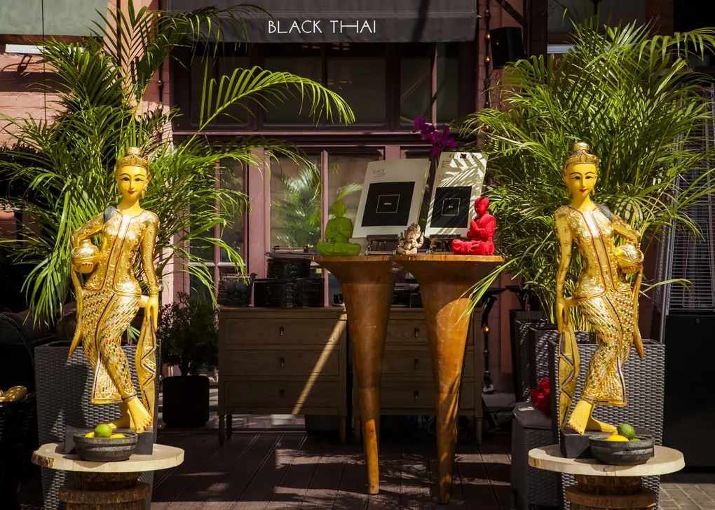 Летняя терраса в ресторане Black Thai Александра Раппопорта