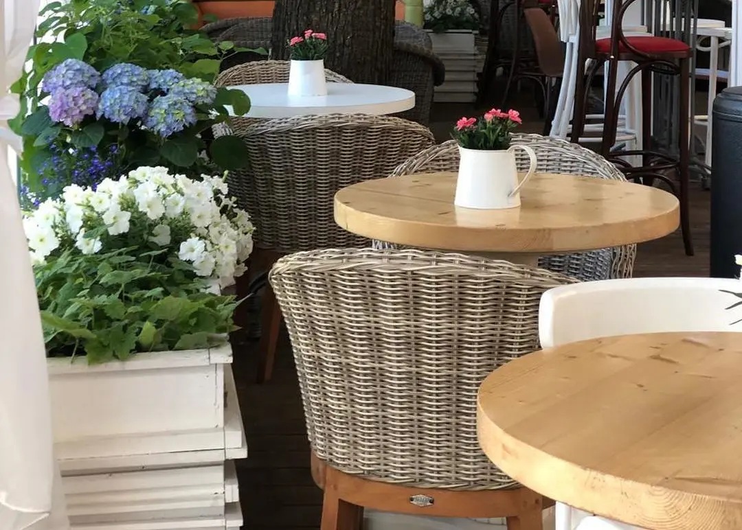 Кафе "Теплица" в парке Горького